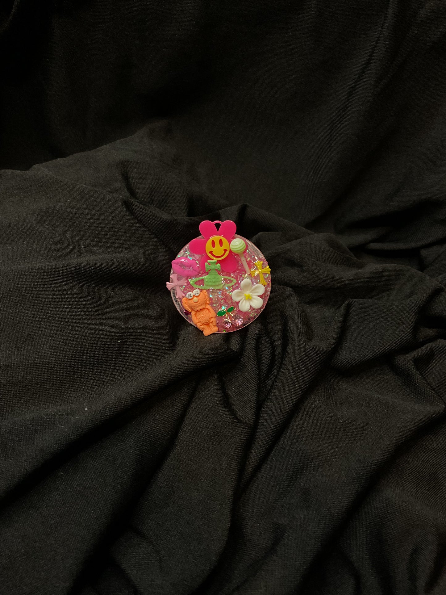 Junk pop socket